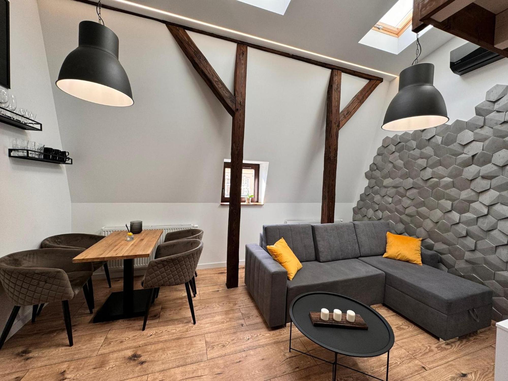 Loft In The City Center By Kobiela Apartments カトヴィツェ エクステリア 写真