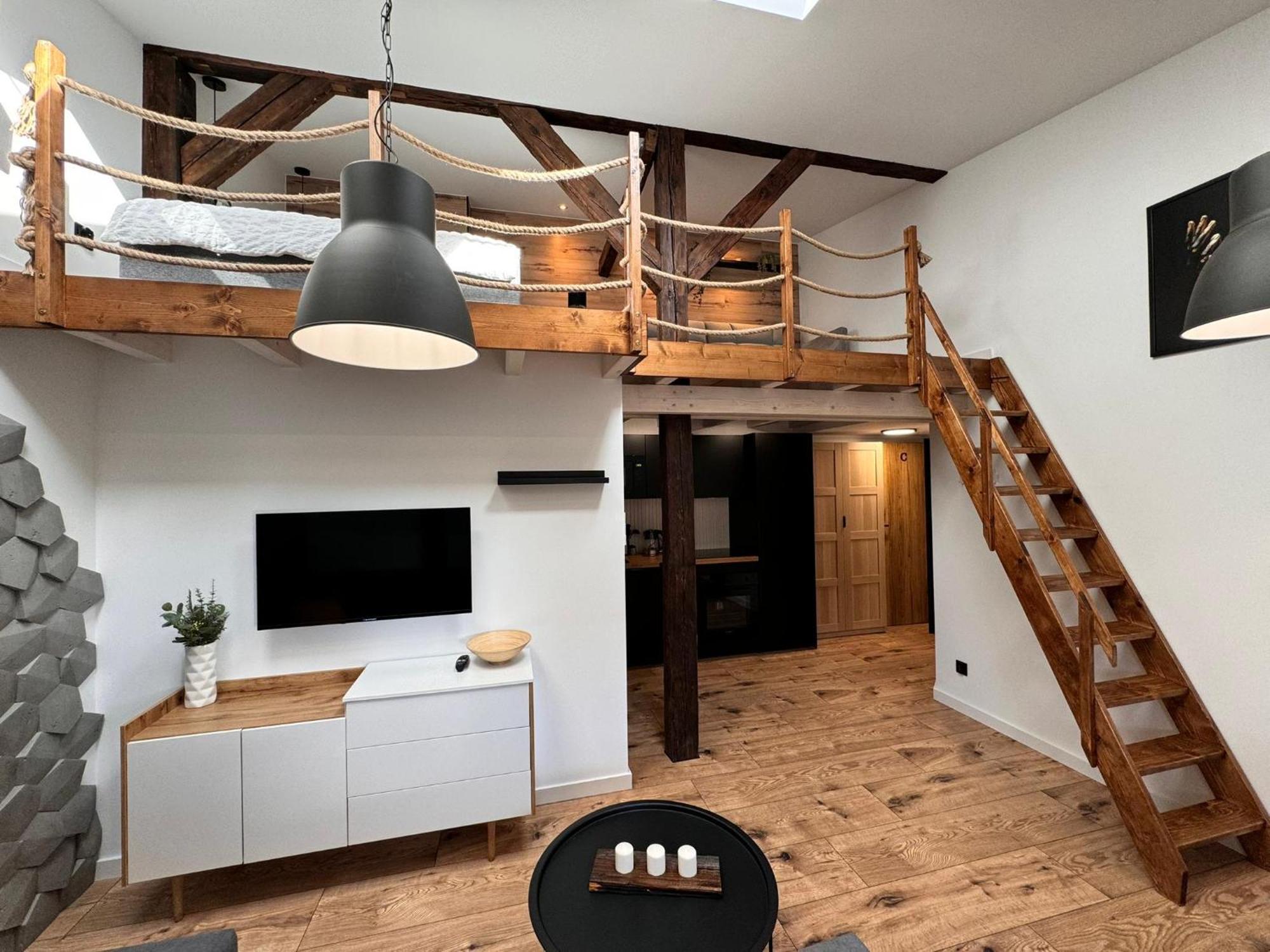 Loft In The City Center By Kobiela Apartments カトヴィツェ エクステリア 写真