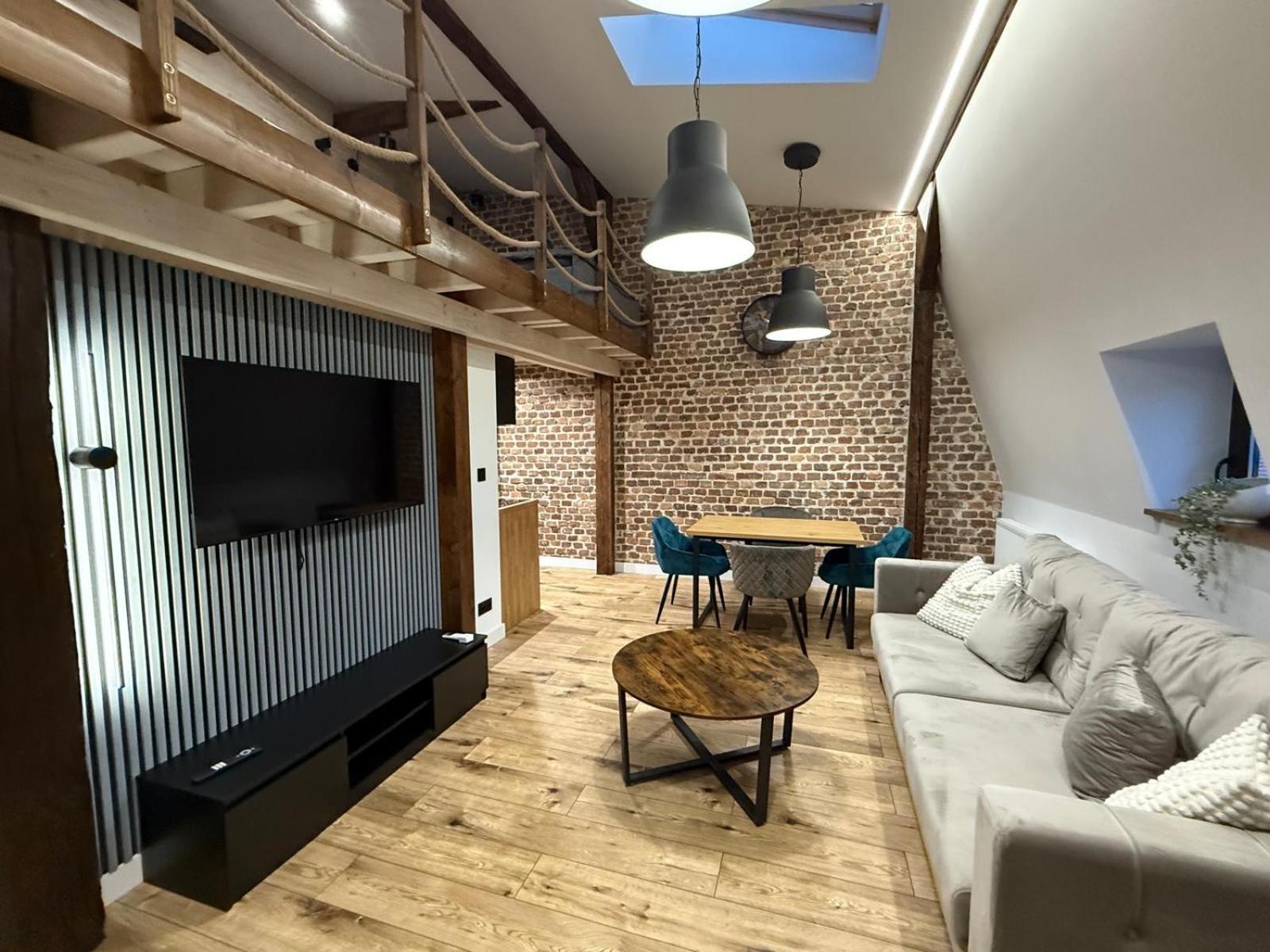 Loft In The City Center By Kobiela Apartments カトヴィツェ エクステリア 写真