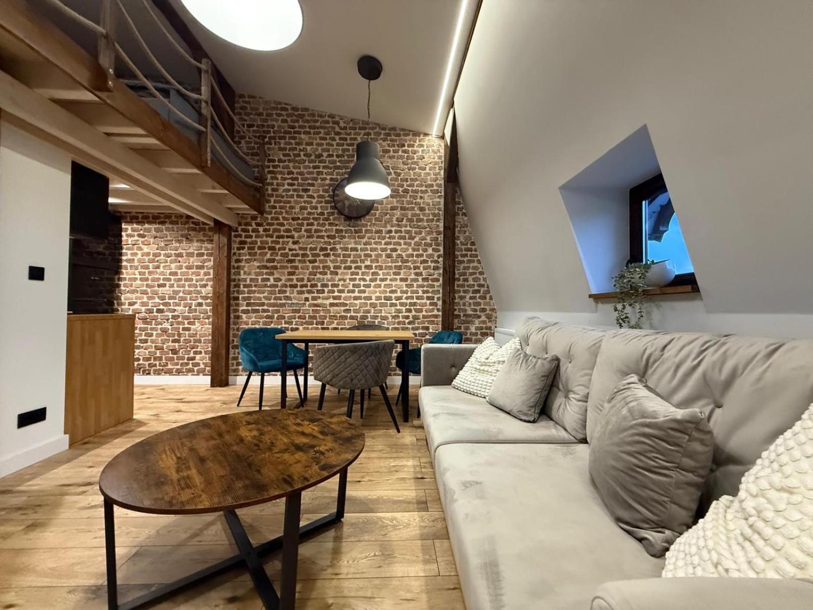 Loft In The City Center By Kobiela Apartments カトヴィツェ エクステリア 写真